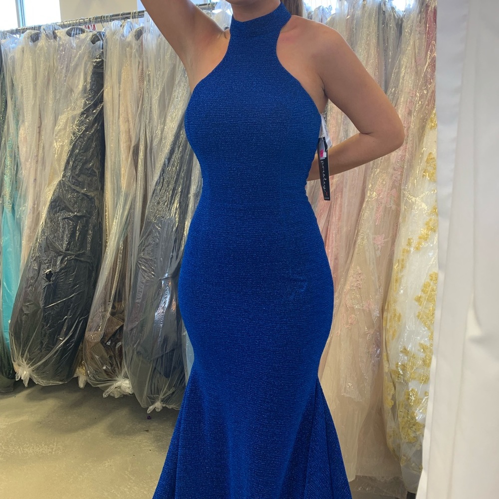 BRAND NEW WITH TAGS! Prom dress!!!!!!!!